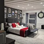 Apartamento Victoria Loft - 1 Bedroom With Off Site Access