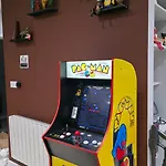 Victoria Loft - 1 Bedroom With Off Site Access