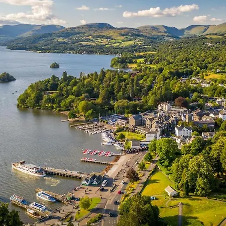 Victoria Loft Bowness-on-Windermere